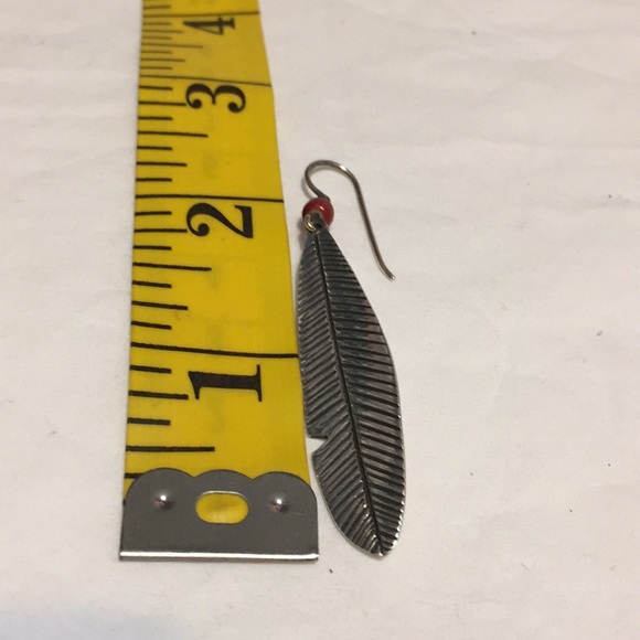 feather fish hooks earrings - Picture 6 of 6